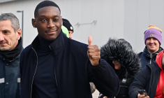 Thiago Motta officialise l'arrivée de Randal Kolo Muani