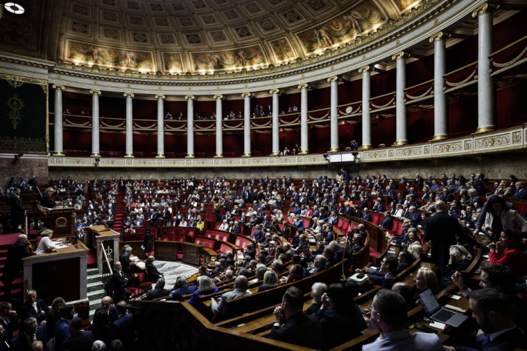 ( AFP / STEPHANE DE SAKUTIN )