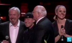 Décès de Mikhaïl Gorbatchev : vibrants hommages en Occident, V. Poutine reste sobre