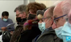 Covid-19 en France : faut-il généraliser la troisième dose de vaccin ?