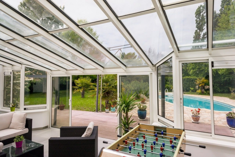 Vérifiez les règles à respecter avant de vous lancer dans des travaux d'extension (Crédits photo : Adobe Stock -  )