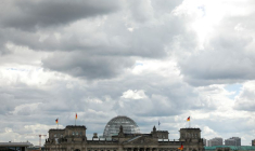 Vue générale du Reichstag, la chambre du parlement allemand, à Berlin