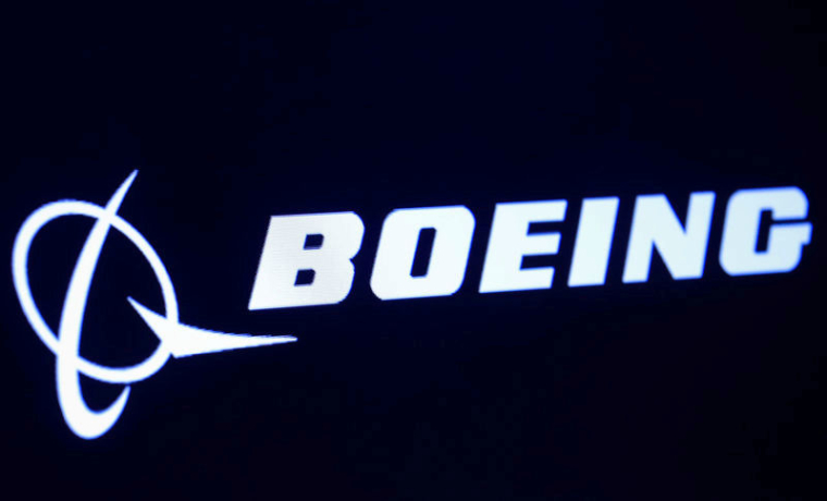 BOEING JUGE QU'IL LUI FAUDRA DU TEMPS POUR REGAGNER LA CONFIANCE
