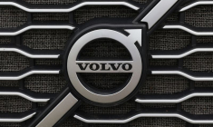 AB VOLVO: LE BÉNÉFICE AU 2E SEMESTRE DÉPASSE LES ATTENTES MALGRÉ LES PERTURBATIONS DANS LA CHAÎNE D'APPROVISIONNEMENT