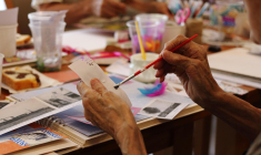 Des députés défendent la création d'un crédit d'impôt au titre des frais de dépendance et d’hébergement en Ehpad. (illustration) (Jankosmowski / Pixabay)