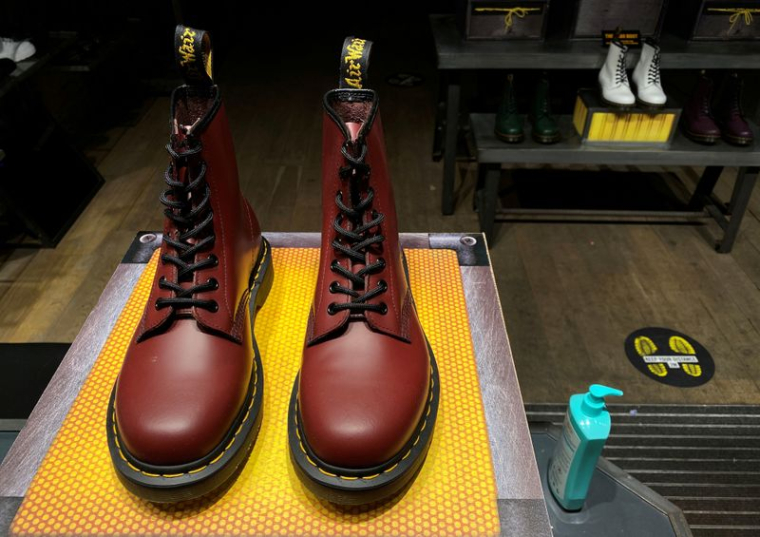 L'ENTRÉE EN BOURSE DE DR. MARTENS DEVRAIT RAPPORTER £1,3 MILLIARD