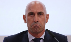 Le président de la Fédération espagnole de football, Luis Rubiales, lors d'une conférence de presse en Suisse