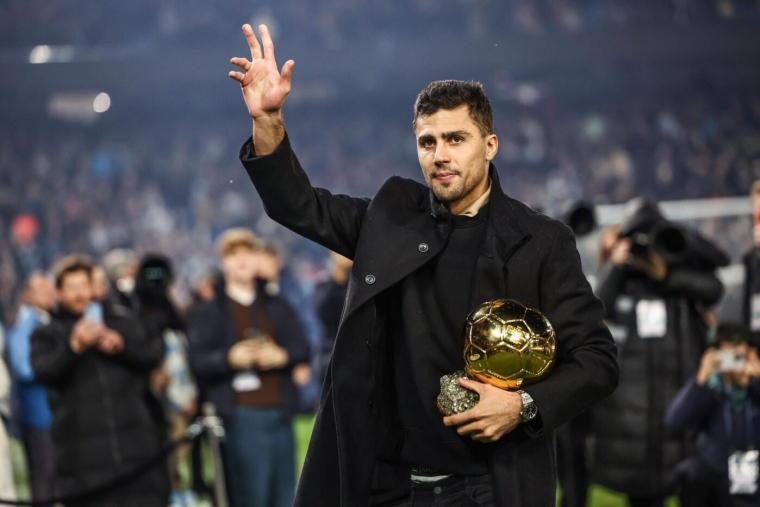 Les trois Ballons d'or recrutés par le Barça dans son histoire