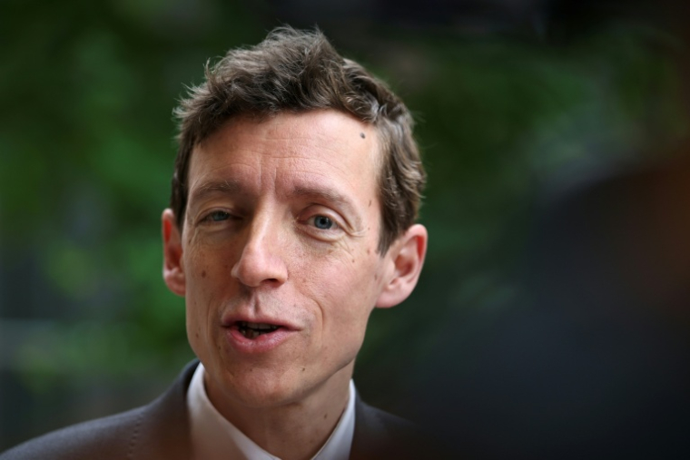 Le ministre de l'Education nationale, Edouard Geffray, qui au lycée Gabriel Fauré à Paris le 12 juin 2026 ( AFP / SIMON WOHLFAHRT )