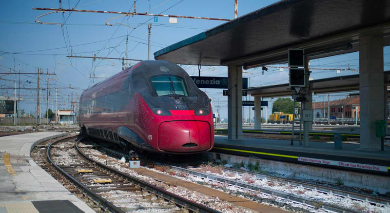 Pour ses actionnaires, le prix d'émission des actions nouvelles, remises en paiement du dividende, ressort ainsi à 21,13 euros, après application de la décote de 10% et après avoir retranché le coupon (0,25 euro). (© Alstom)