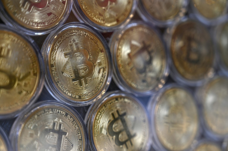 Vingt-cinq personnes sont présentées vendredi à des juges d'instruction dans le cadre des investigations menées à Paris sur des enlèvements ou des tentatives dans le milieu des cryptomonnaies ( AFP / Ozan KOSE )