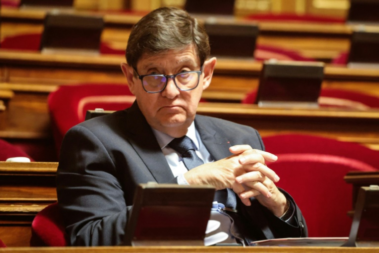 Le président des sénateurs socialistes, Patrick Kanner, le 13 avril 2026 au Sénat, à Paris ( AFP / Ludovic MARIN )