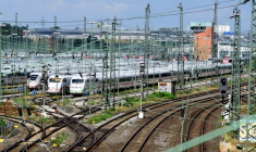 UNE GRÈVE PARALYSE LE TRAFIC FERROVIAIRE EN ALLEMAGNE