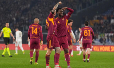 La Roma punit Cremonese et revient à hauteur du podium
