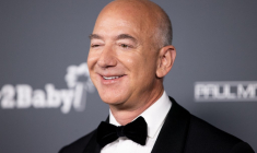 Jeff Bezos à West Hollywood, aux États-Unis, le 13 novembre 2021. ( GETTY IMAGES NORTH AMERICA / EMMA MCINTYRE )