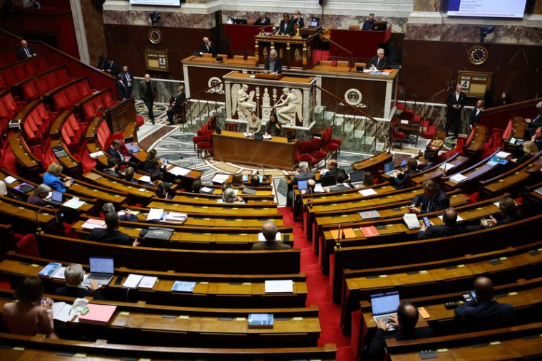 L'Assemblée nationale française débat du projet de loi de financement de la sécurité sociale pour 2026