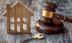 La vente aux enchères d'un bien immobilier peut offrir de belles opportunités (Crédits: Adobe Stock - IA)