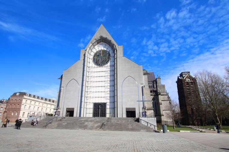 Notre-Dame-de-la-Treille et son style contemporain