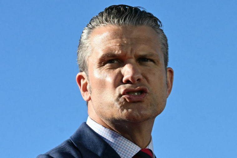 Le secrétaire d'Etat à la Défense, Pete Hegseth, à Sparrow Point, Maryland, en octobre 2026 ( AFP / JIM WATSON )