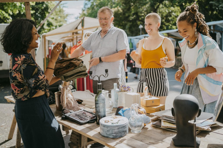 Faire une brocante: est-ce intéressant et rentable? ( crédit photo : Getty Images )