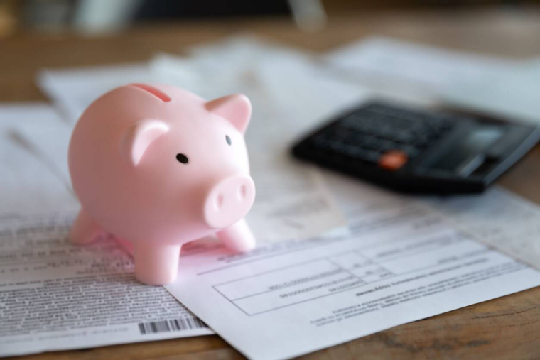 Quelle est la limite de retrait d'une assurance vie sans impôt sur le revenu ? / iStock.com - fizkes