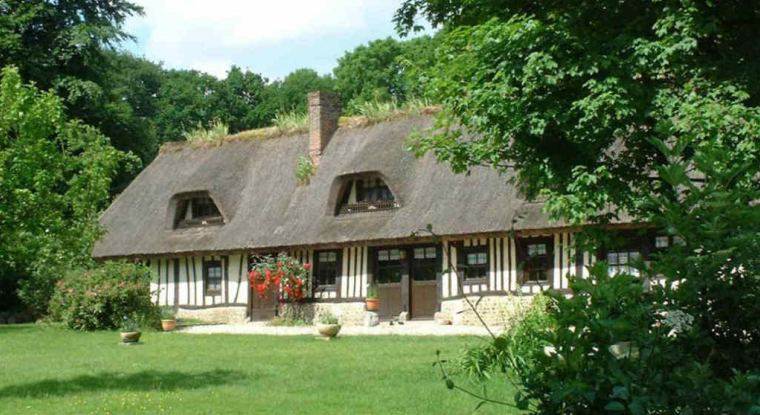 Selon les zones, les prix des maisons de campagne ont chuté de 15 à 40% au cours des dix dernières années. (© DR)