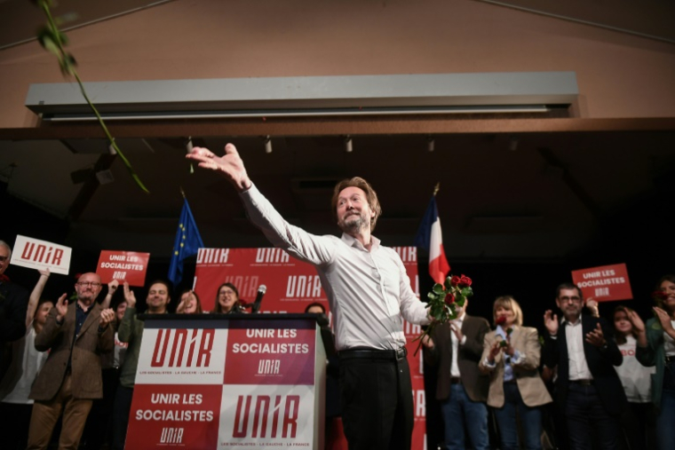 Le député Boris Vallaud lance sa campagne pour le poste de Premier secrétaire du Parti socialiste (PS), lors d'un meeting à Montfort-en-Chalosse, le 6 avril 2025 dans les Landes ( AFP / Gaizka IROZ )