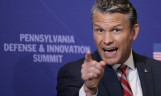 Pete Hegseth à Carlisle, aux États-Unis, le 15 juillet 2026. ( GETTY IMAGES NORTH AMERICA / ALEX WONG )