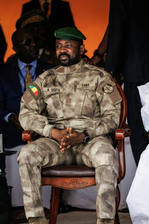 Le chef de la junte Assimi Goïta lors d'un défilé militaire à Bamako, le 22 septembre 2022, au Mali ( AFP / OUSMANE MAKAVELI )