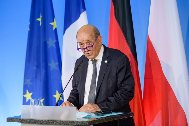 LA FRANCE RAPPELLE SES AMBASSADEURS AUX ETATS-UNIS ET EN AUSTRALIE