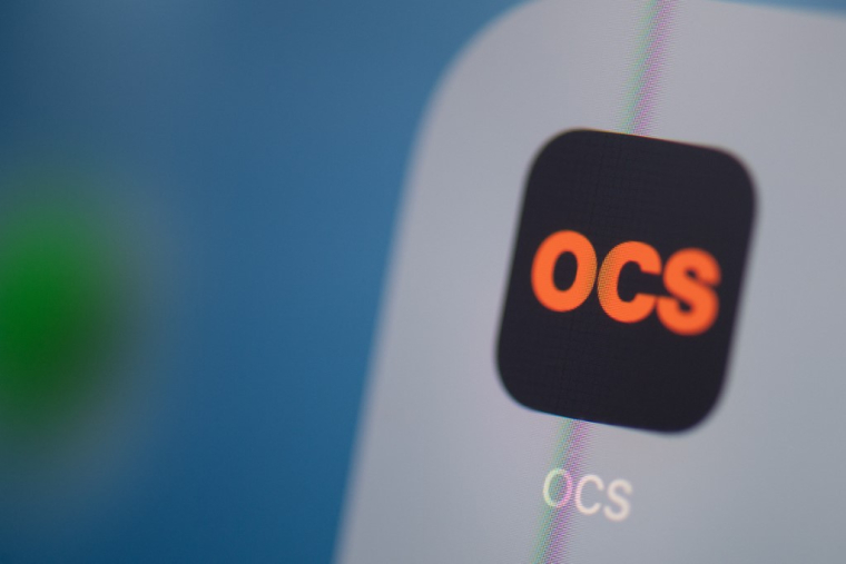 ( AFP / MARTIN BUREAU )