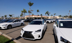 Photo d'archives de nouvelles automobiles à Carlsbad, aux États-Unis