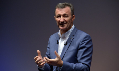 Bernard Charlès, actuel président du Conseil d'administration de Dassault Systèmes, en 2015 ( AFP / ERIC PIERMONT )
