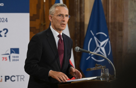 Jens Stoltenberg à Prague, en République tchèque, le 30 mai 2024. ( AFP / MICHAL CIZEK )