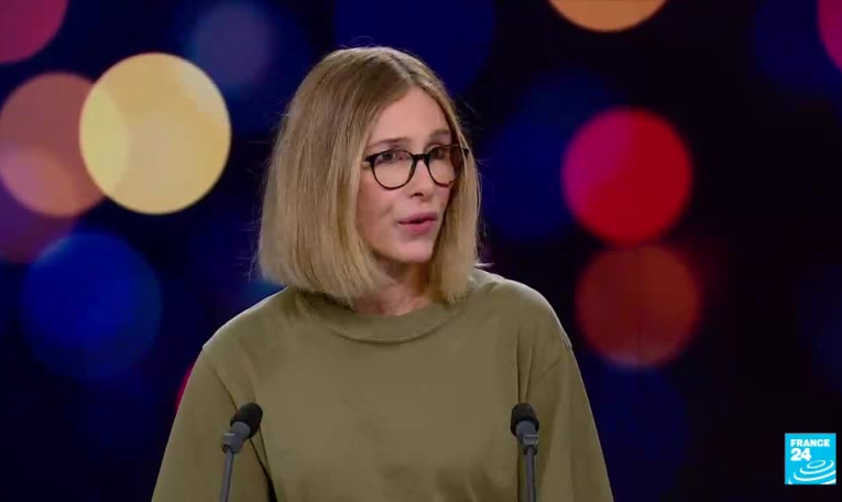Pascale Arbillot : "Il faut faire entrer le droit à l’avortement dans la Constitution"
