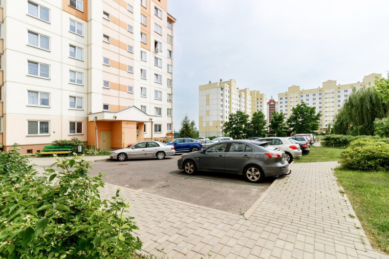 Le stationnement en copropriété est régi par le règlement de copropriété (Crédits: Adobe Stock)