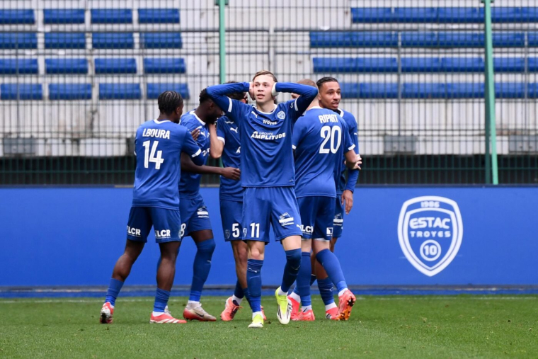 Le Red Star tente de suivre Troyes, encore vainqueur