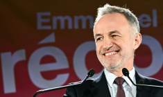 Emmanuel Grégoire, candidat socialiste à la mairie de Paris, après les résultats du 1er tour des municipales, le 15 mars 2026 à Paris ( AFP / Bertrand GUAY )