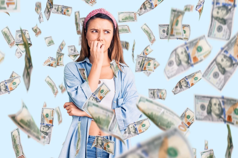 (Crédits photo : Adobe Stock - ados et argent : risques financiers)