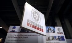 ( AFP / LIONEL BONAVENTURE )