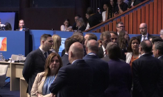 Les dirigeants de l'Otan arrivent pour la première réunion du sommet à La Haye