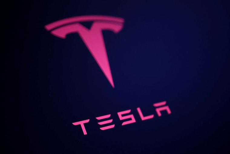 TNet repli du chiffre d'affaires de Tesla au T2