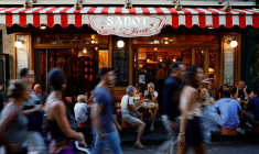 FRANCE: LA BANQUE DE FRANCE TABLE SUR UN RALENTISSEMENT DE LA CROISSANCE AU TROI-SIÈME TRIMESTRE, À 0,3%