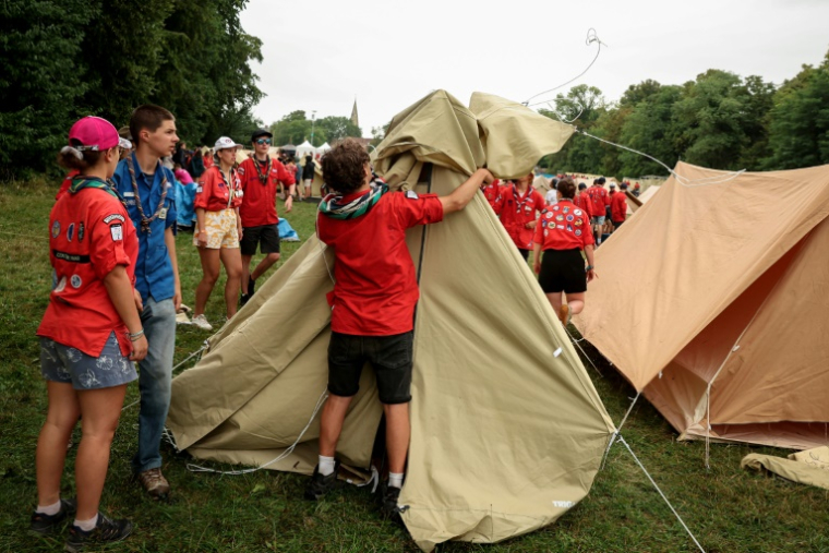 Rassemblement des scouts de France intitulé "Clameurs" à Jambville dans les Yvelines le 24 juillet 2025 ( AFP / ALAIN JOCARD )