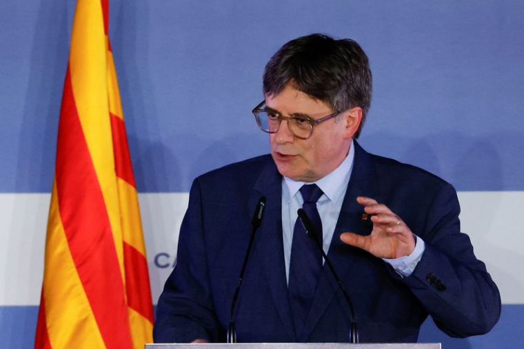 Carles Puigdemont lors d'une conférence de presse à Elne