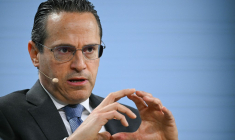 Wael Sawan, à Houston, le 24 mars 2026 ( AFP / RONALDO SCHEMIDT )