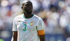 Kalidou Koulibaly préfère les mosquées aux boites de nuit