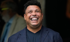 Ronaldo officiellement candidat à la présidence du football brésilien