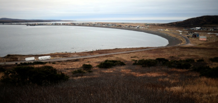 Vue de la baie de Miquelon, à Saint-Pierre-et-Miquelon, le 23 décembre 2014 ( AFP / STEPHANE DE SAKUTIN )
