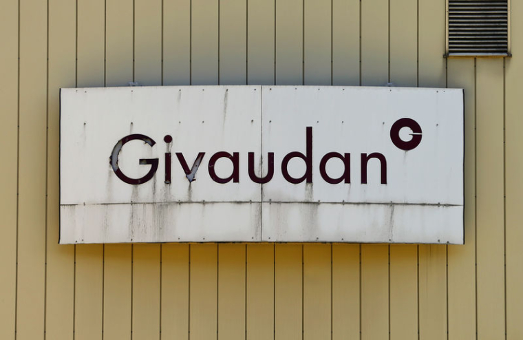 BAISSE INATTENDUE DU BÉNÉFICE ANNUEL DE GIVAUDAN